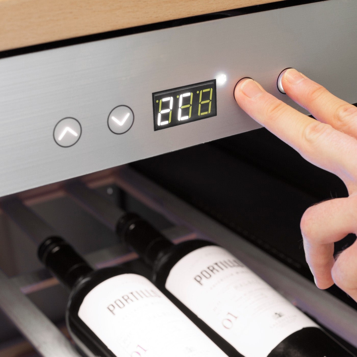 Weinkühlschrank 38 Flaschen Caso WineComfort 380 Smart