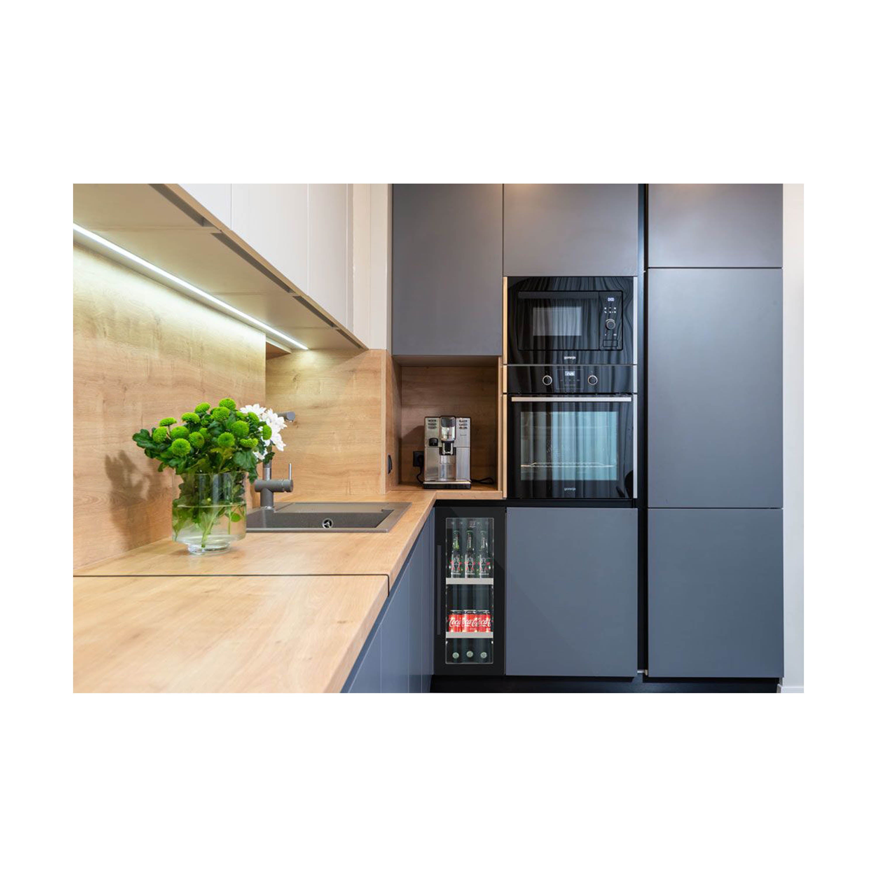 Bier- und Getränkekühlschrank BeerServer 30 Anthracite Black