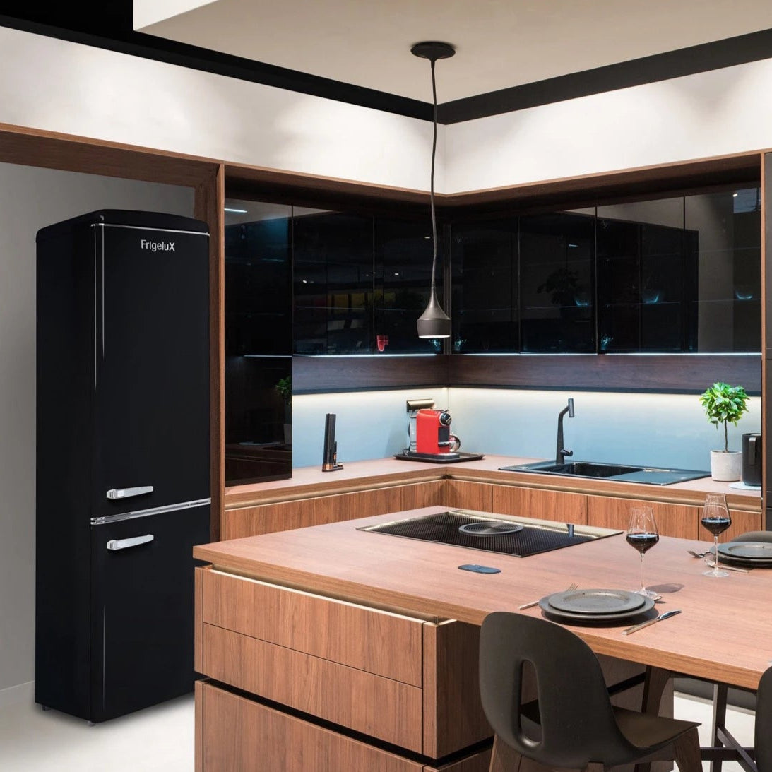 Retro Kühl-Gefrierkombination Frigelux CB255RNA++ schwarz
