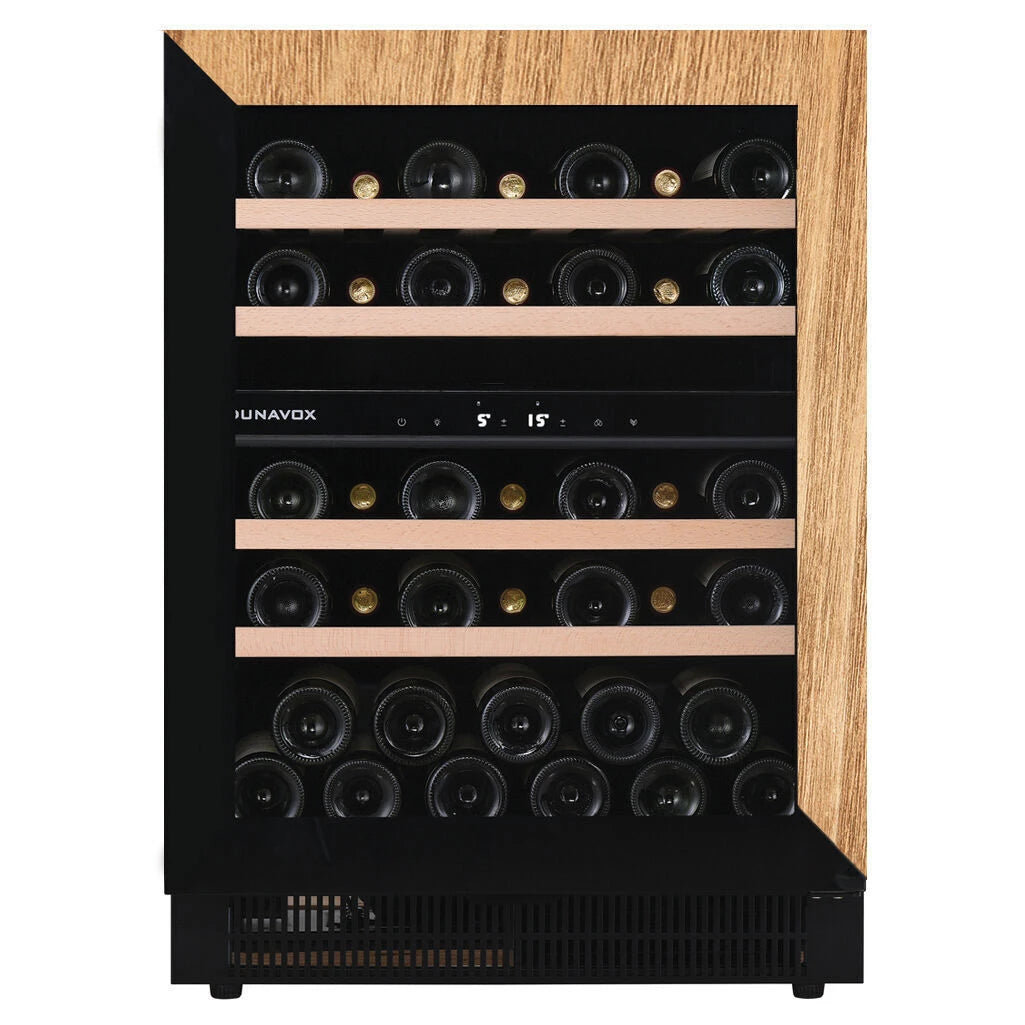 Dunavox Flow-39.OP Panel-Ready Weinkühlschrank mit Holzblende, zwei Temperaturzonen und befüllten Holzregalen