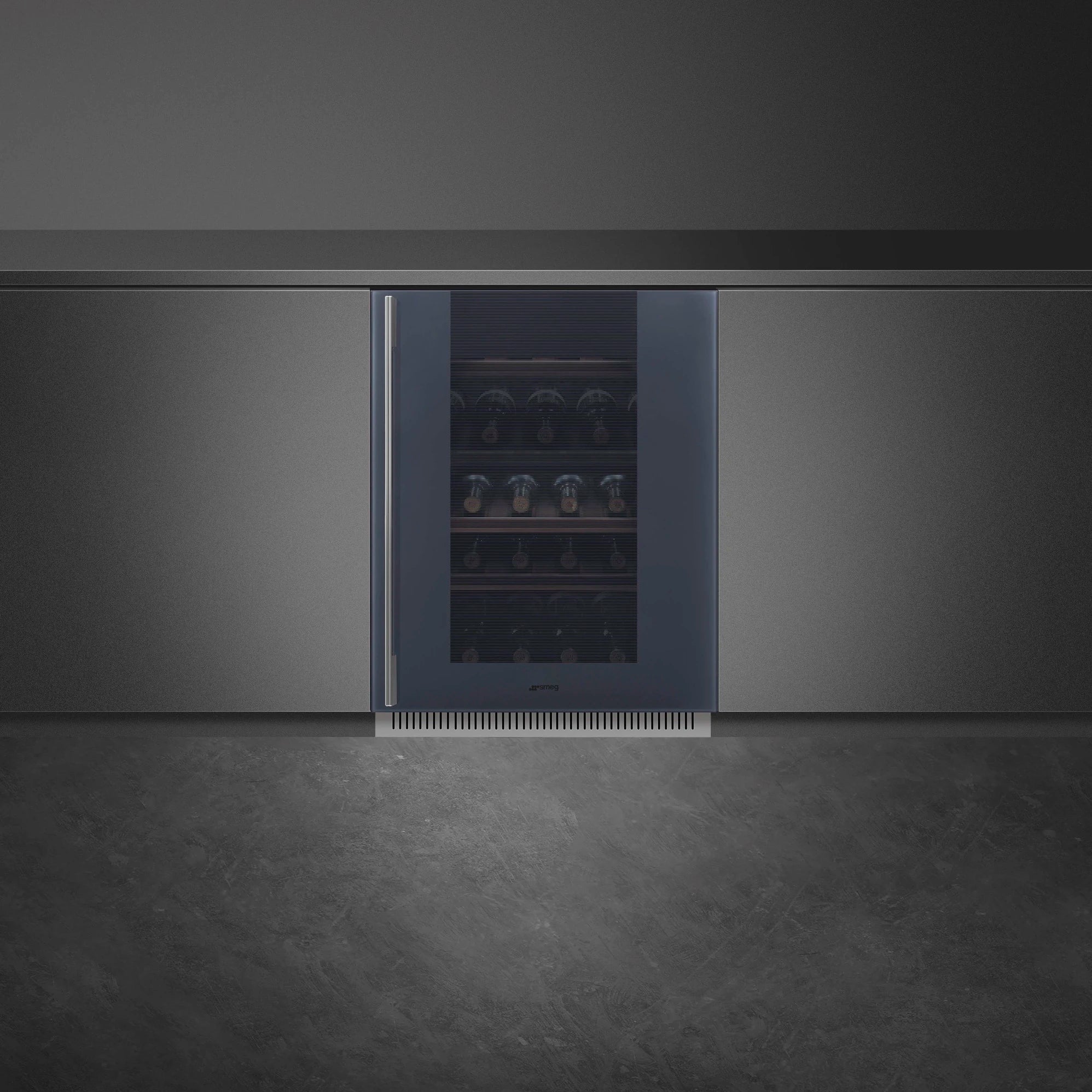 Wine refrigerator 38 bottles Smeg CVI138RG