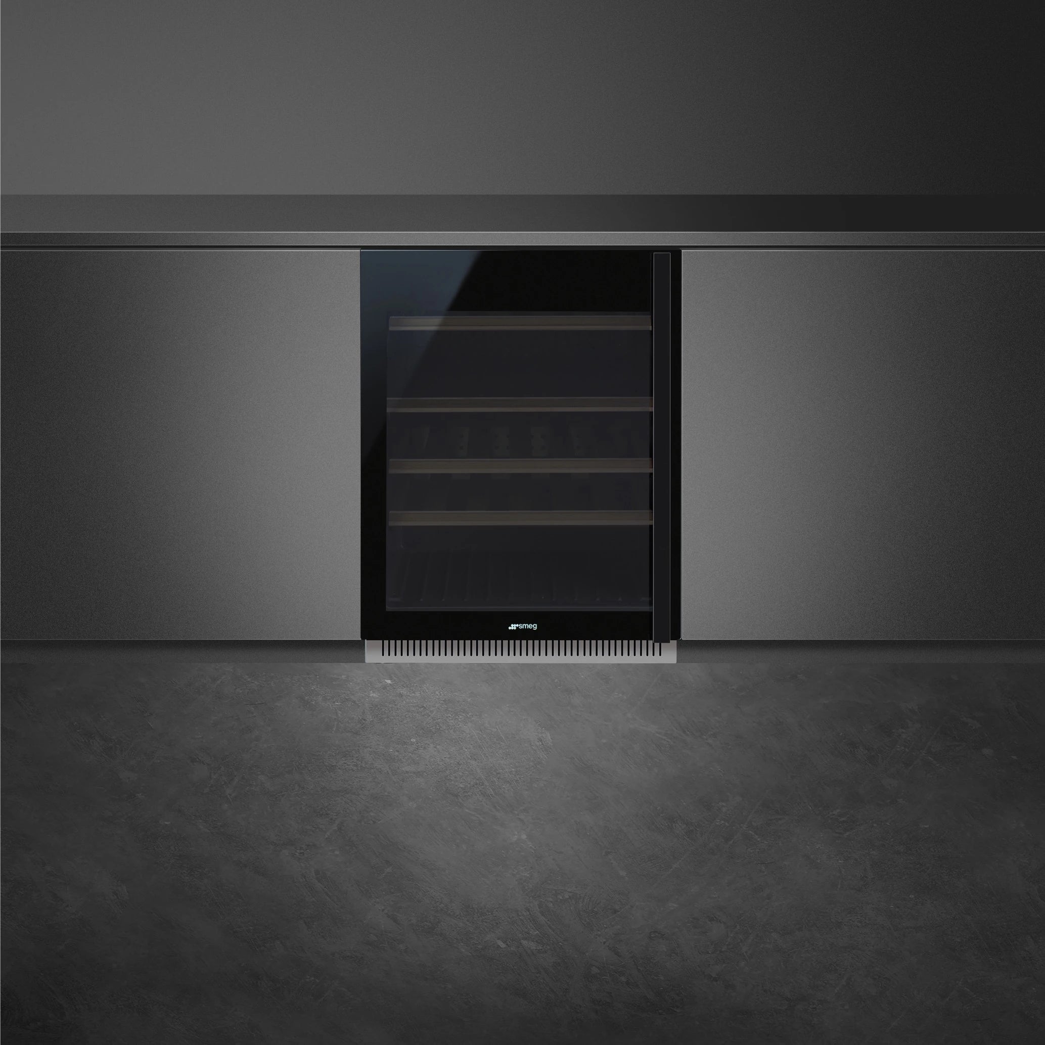 Wine fridge 38 bottles Smeg CVI638LN3