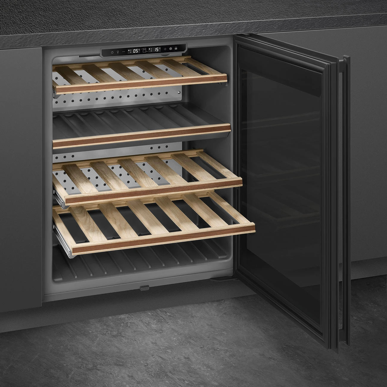 Wine refrigerator 38 bottles Smeg CVI638RN3