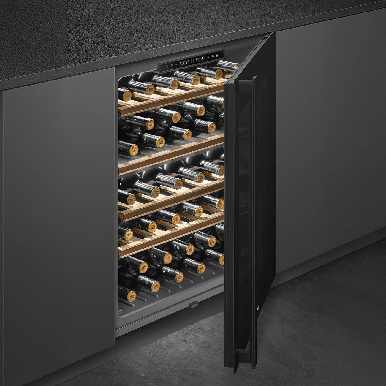 Weinkühlschrank 38 Flaschen Smeg CVI638RN3