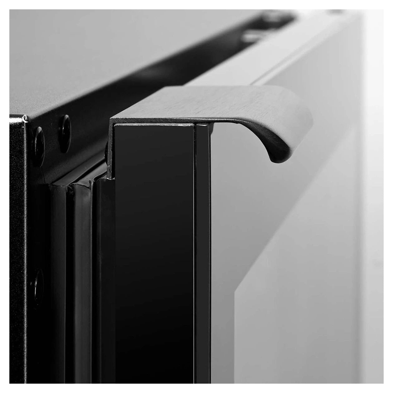 Weinkühlschrank 40 Flaschen Swisscave WUB-60DFT