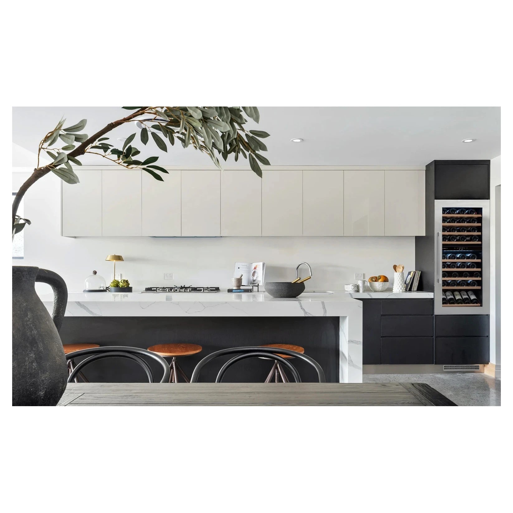 Weinkühlschrank 79 Flaschen Avintage AVI81XDZA