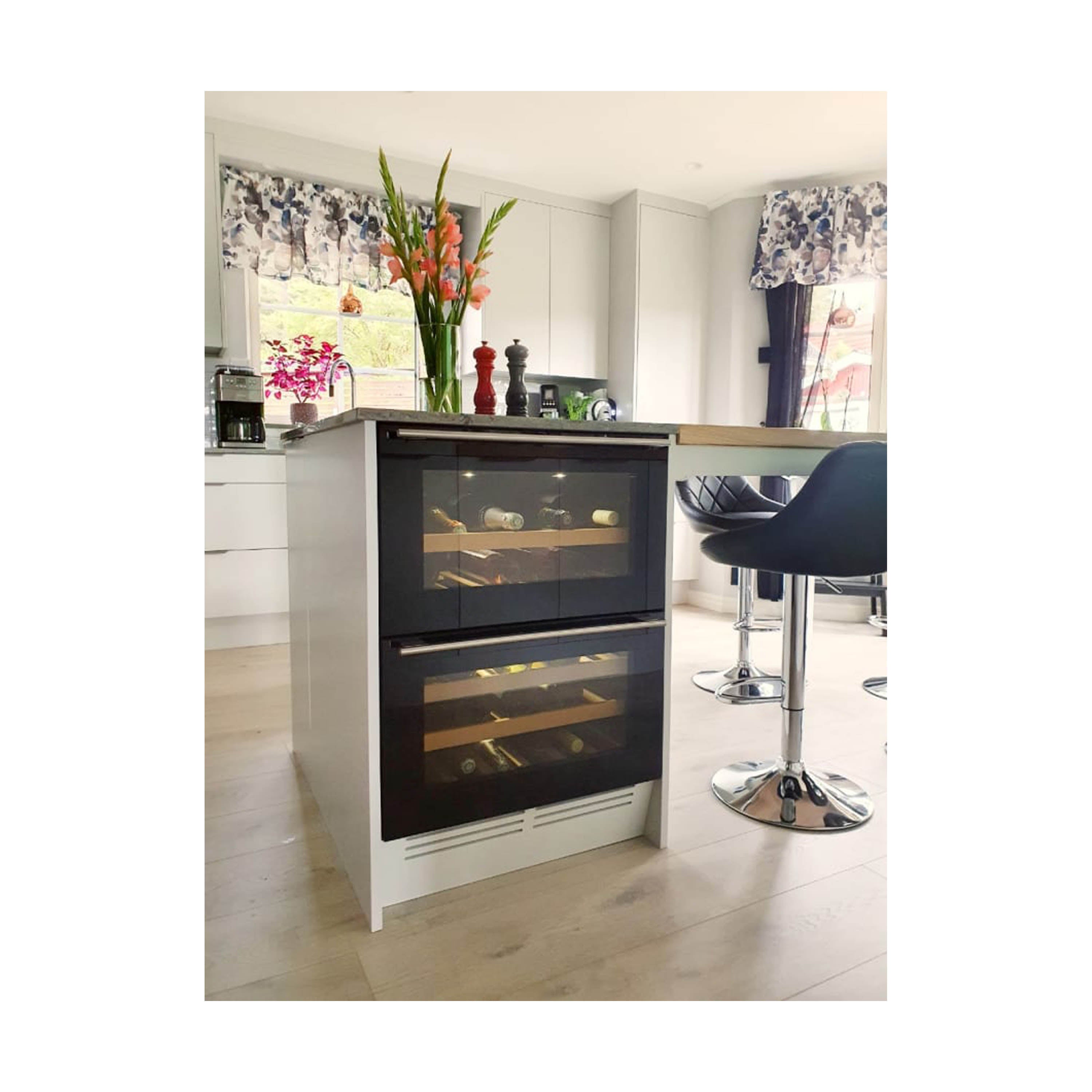 Weinkühlschrank 45 Flaschen WineCave 60DD Fullglass Black