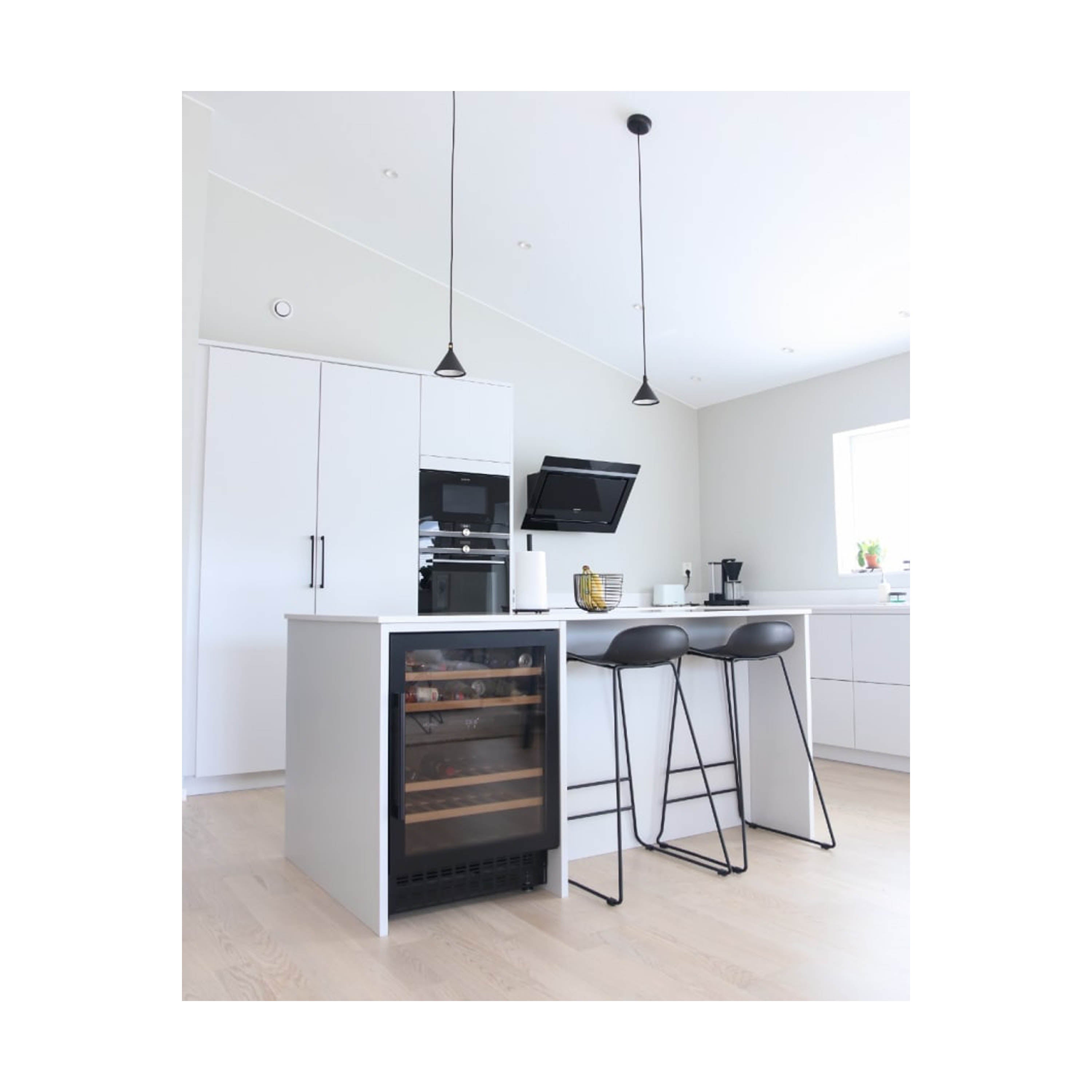 Weinkühlschrank 45 Flaschen WineCave 780 60D Anthracite Black