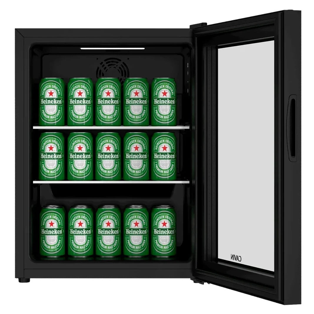 Freistehender Bierkühlschrank Cavin Northern Collection 59 mit geöffneter Glastür und gefülltem Innenraum