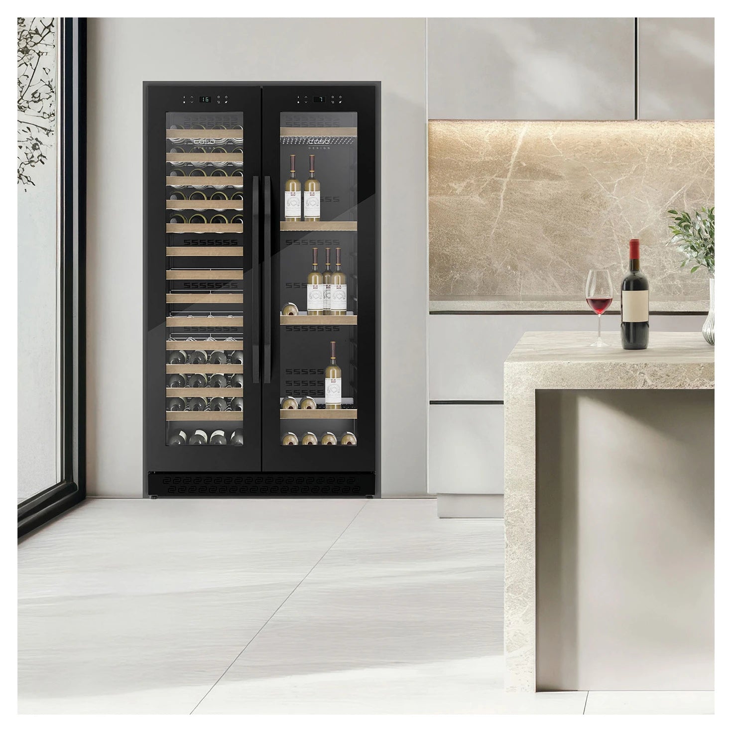 Freistehender Weinkühlschrank CASO Design WineChef Duo 122 Black in einer Küche