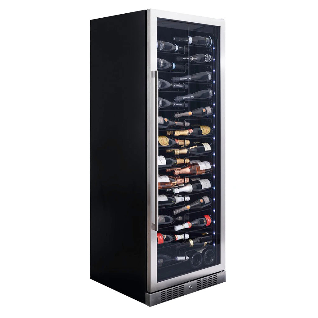 Dunavox Sera-143 Weinkühlschrank von der Seite, mit blauer LED-Beleuchtung, gefüllten Weinregalen und Edelstahlrahmen