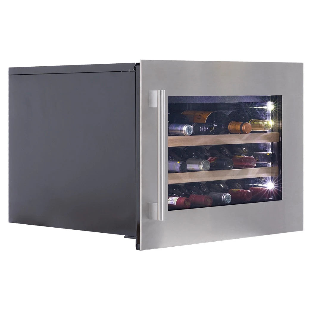 Dunavox Soul-18 Weinkühlschrank in Schrägansicht mit geöffneter Glastür, Holzregalen und LED-Beleuchtung