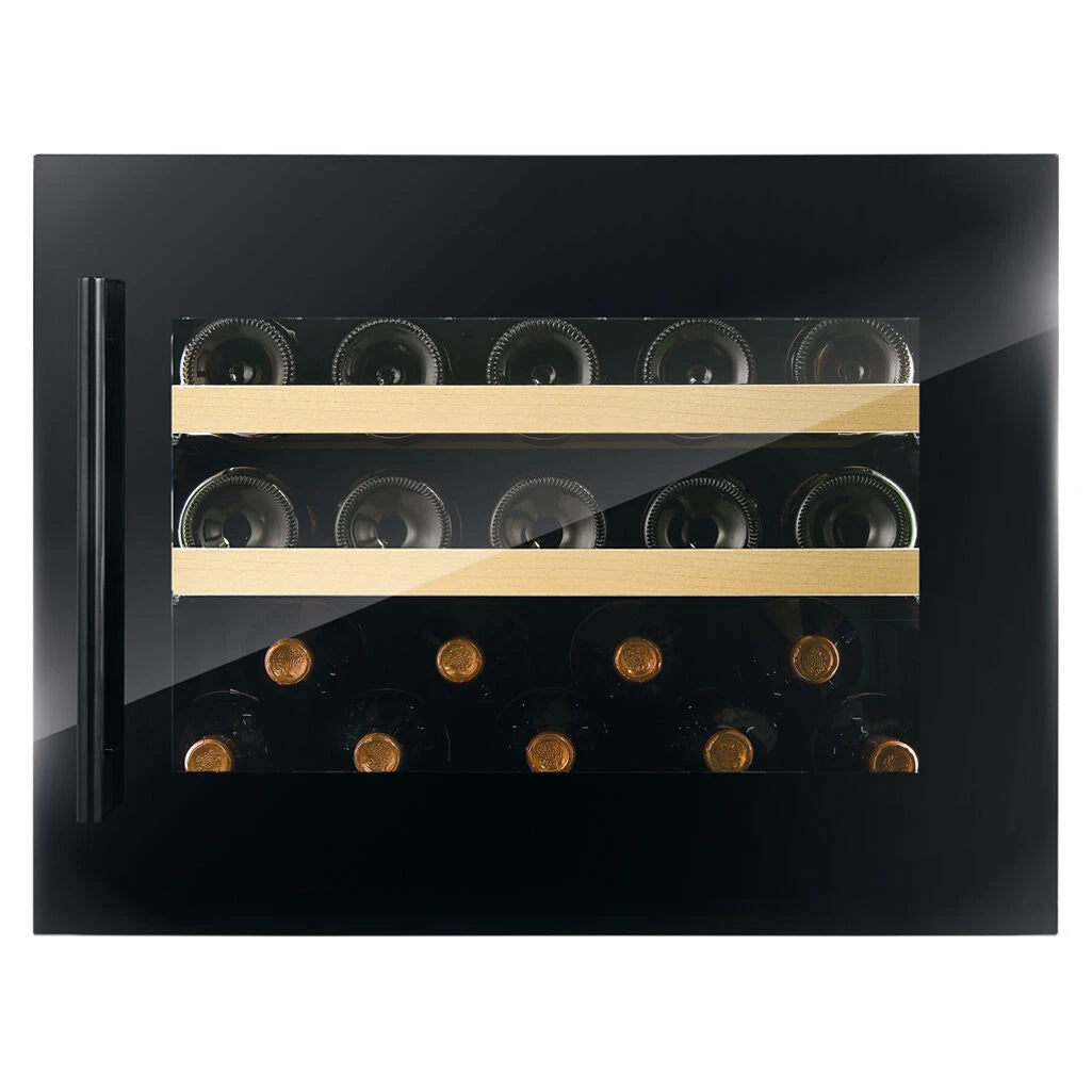 Dunavox Spirit-19 Black Weinkühlschrank, Innenansicht mit schwarzem Gehäuse, Holzregalen und Weinflaschen mit Goldkapseln